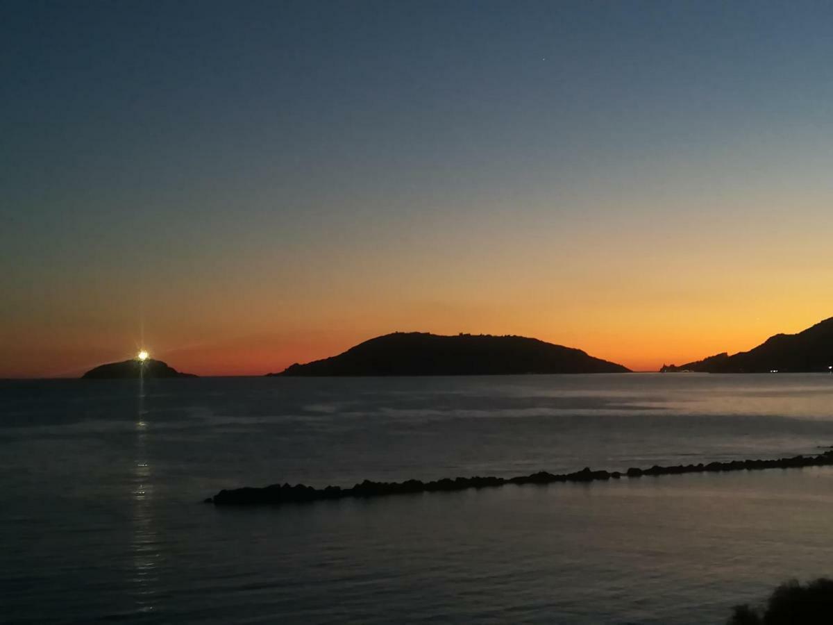Ferienwohnung Il Faro Dei Poeti Lerici Exterior foto