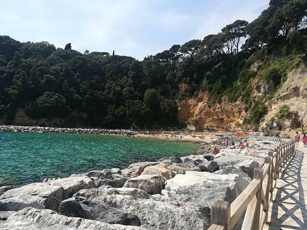 Ferienwohnung Il Faro Dei Poeti Lerici Exterior foto